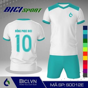 Áo đá banh màu trắng phối xanh ya cool