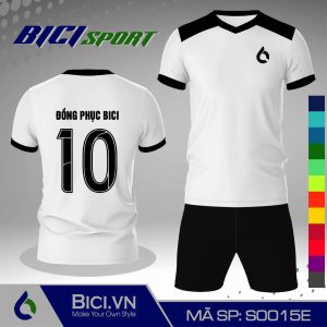 Áo bóng đá màu trắng đen ấn tượng