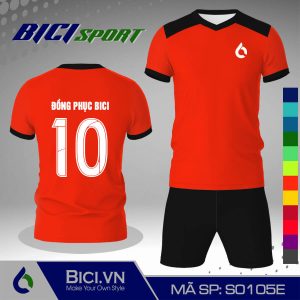 Set áo thể thao màu cam đậm kết hợp đen trẻ trung