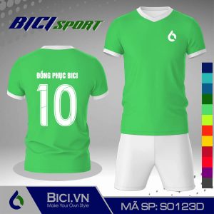 Áo đá banh màu xanh ngọc trắng phong cách