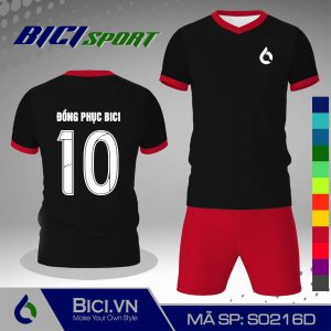 Set bóng đá màu đen kết hợp đỏ đô đỉnh