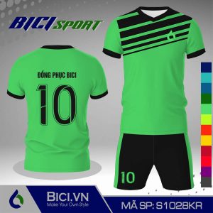 Set đồ bóng đá màu xanh ngọc kết hợp hoa văn màu chất