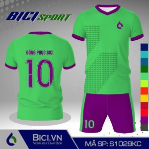 Đồ đá banh xanh ngọc phối viền màu rực rỡ