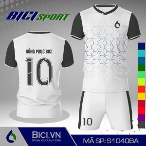 Bộ đá banh màu trắng phối họa tiết màu đẹp