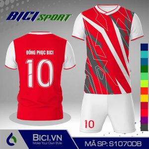 Set đồ đá banh đỏ tươi phối hoa văn màu hot