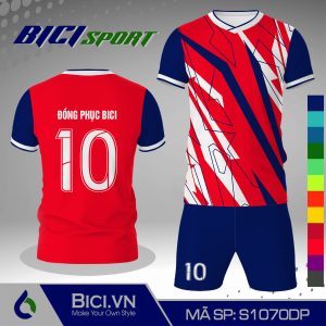 Set đồ đá banh đỏ tươi phối hoa văn màu phong cách